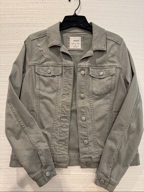 Demim Jacket- Sonoma Everyday Jacket Size Small Gray with hints of green